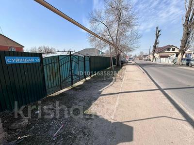 Отдельный дом · 6 комнат · 200 м² · 10 сот., Суюнбай 12 за 147 млн 〒 в Булактах