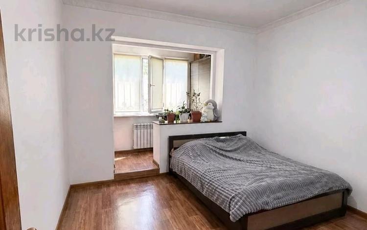 1-бөлмелі пәтер · 35 м² · 2/5 қабат, мкр Аксай-2, бағасы: 23.5 млн ₸ в Алматы, Ауэзовский р-н — фото 2