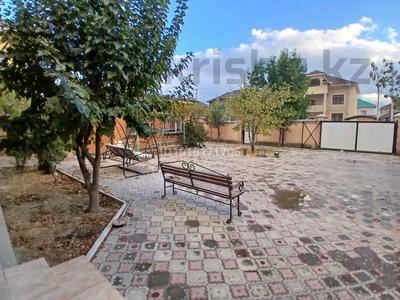 Отдельный дом · 7 комнат · 250 м² · 10 сот., мкр "Шыгыс 1" за 168 млн ₸ в Актау, мкр "Шыгыс 1"