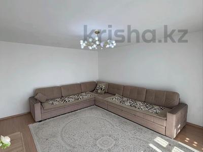 2-комнатная квартира · 66 м² · 10/16 этаж, мкр Аккент — Проспект Райымбека за 270 000 ₸ в Алматы, Алатауский р-н