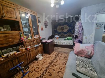 1-комнатная квартира · 33 м² · 5/5 этаж, Рахимова за 10.5 млн 〒 в Петропавловске