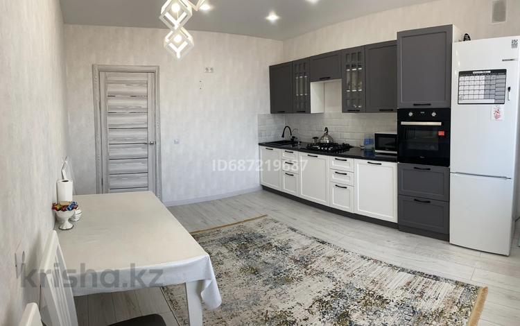 1-комнатная квартира, 56 м², 10/10 этаж помесячно, мкр Кунаева 52/2