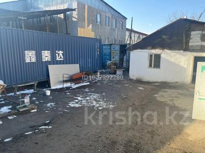 Жеке үй · 12 бөлме · 200 м² · 6 сот., мкр Заря Востока, 3ий градокомплекс, бағасы: 105 млн ₸ в Алматы, Алатауский р-н