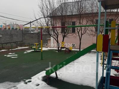 Часть дома · 8 комнат · 250 м² · 7 сот., мкр Акбулак 73 за 600 000 〒 в Алматы, Алатауский р-н