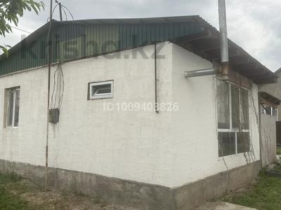 Үйдің бір бөлігі · 4 бөлме · 54 м² · 8 жүзд., Жастар 22 22 — 45 мектеп-гимназиясына жақын орналасқан, бағасы: 25 млн ₸ в Байкент