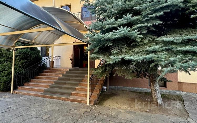 Отдельный дом · 6 комнат · 780 м² · 20 сот., мкр Горный Гигант — Жамаккева за 650 млн ₸ в Алматы, Медеуский р-н — фото 2