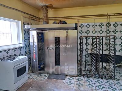 Свободное назначение · 100 м² за 300 000 ₸ в Актау, 32В мкр