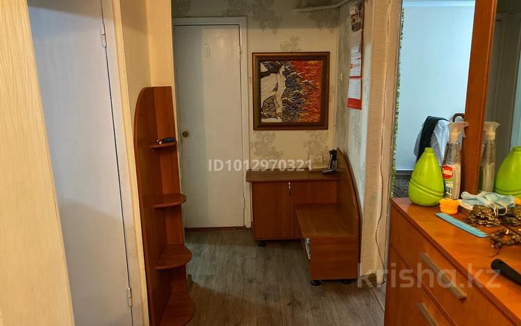 4-комнатная квартира · 82 м² · 5/5 этаж, мкр Тастак-1 24 за 58 млн ₸ в Алматы, Ауэзовский р-н — фото 2
