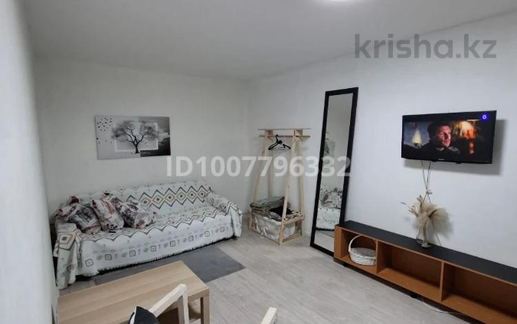 1-комнатная квартира · 33 м² · 2/4 этаж, мкр №8 — Алтынсарина и пр. абая за 210 000 ₸ в Алматы, Ауэзовский р-н — фото 2