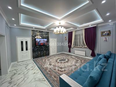 Жеке үй • 8 бөлмелер • 260 м² • 8 сот., мкр Шанырак-1 25 — Ашекеева, бағасы: 125 млн 〒 в Алматы, Алатауский р-н