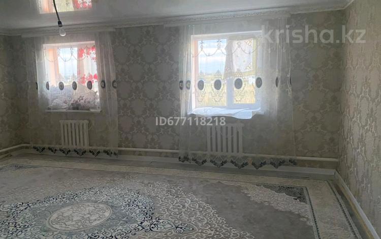 Жеке үй · 3 бөлме · 110 м² · 10 жүзд., Акшат 240, бағасы: 13.5 млн ₸ в Актобе, жилой массив Акшат — фото 2