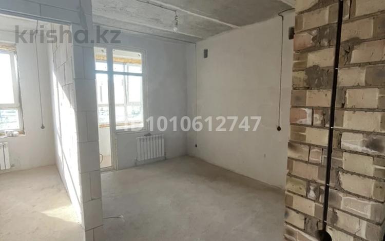 1-бөлмелі пәтер · 38 м² · 3/6 қабат, ​067-й учетный квартал 4, бағасы: 17 млн ₸ в Караганде, Алихана Бокейханова р-н — фото 3