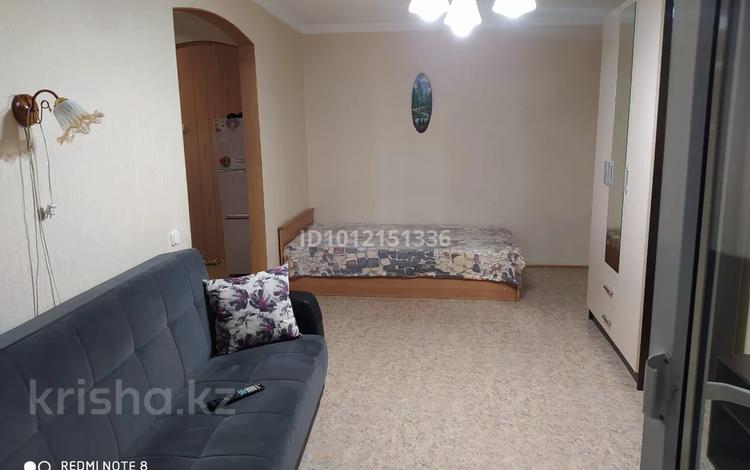 1-бөлмелі пәтер · 33 м² · 4/5 қабат, мкр Новый Город, Абдирова 24/1, бағасы: 14.5 млн ₸ в Караганде, Казыбек би р-н — фото 2