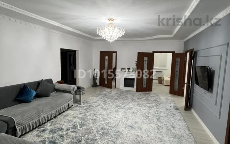 Отдельный дом · 5 комнат · 140 м² · 10 сот., мкр Аксай-2, 21 — Абу Акбаева 1 за 27 млн ₸ в Атырау — фото 2