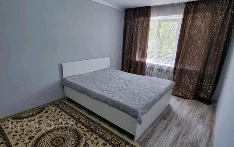 1-бөлмелі пәтер, 35 м², 2/5 қабат ай сайын, 3микр 15, бағасы: 230 000 〒 в Конаеве (Капчагай) — фото 2