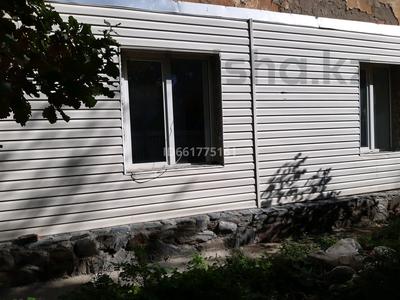 3-бөлмелі пәтер · 60 м² · 1/2 қабат, Калинина 73а — Бажова Абая, за магазином Сфетофор, бағасы: 12.1 млн ₸ в Усть-Каменогорске