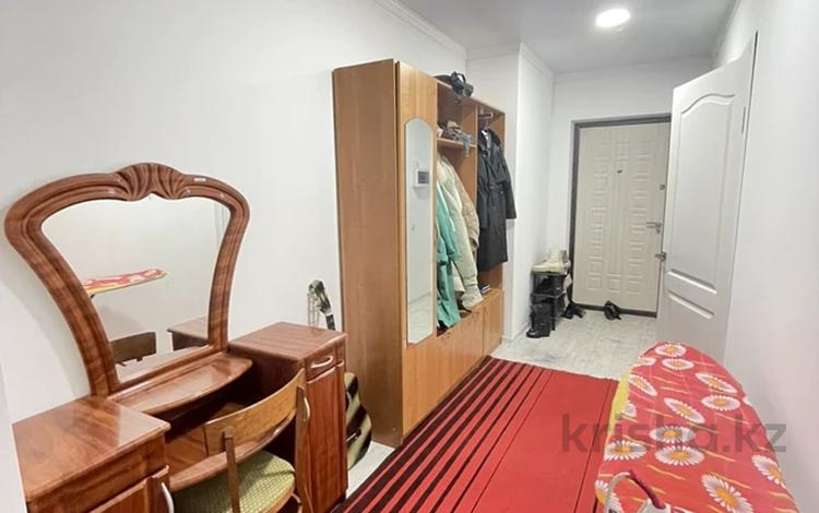 2-комнатная квартира · 70 м² · 12/12 этаж, Байтерекова — Момыш улы за 250 000 ₸ в Алматы, Алатауский р-н — фото 2