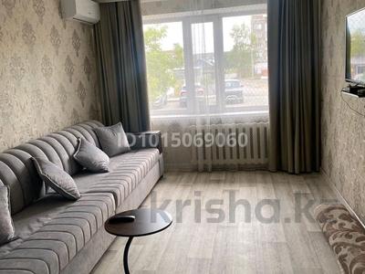 3-бөлмелі пәтер · 61 м² · 1/5 қабат, Камзина 61, бағасы: 15 млн ₸ в Аксу