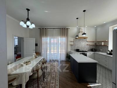 Отдельный дом · 6 комнат · 191.5 м² · 10 сот., Жилой массив Коктем за 41 млн ₸ в Актобе