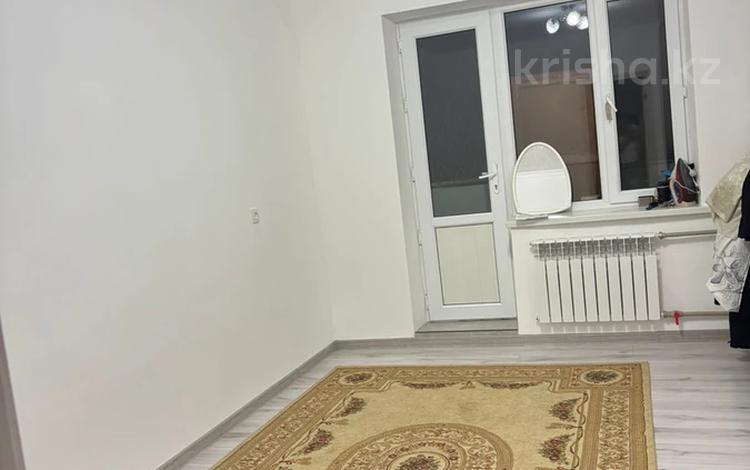 2-комнатная квартира · 42 м² · 5/5 этаж, мкр Каратау 44 за 8 млн ₸ в Таразе — фото 2