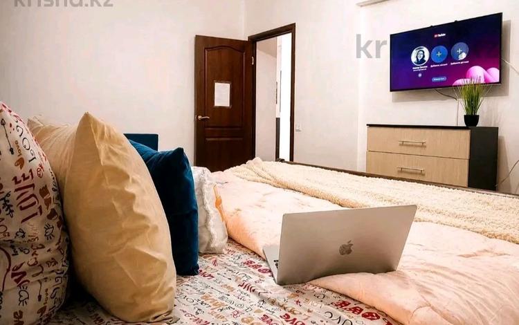 1-комнатная квартира · 54 м² · 12/16 этаж, Мкр-н Мамыр-1 29/4 — Момышулы — Шаляпина за 15 000 ₸ в Алматы, Ауэзовский р-н — фото 2