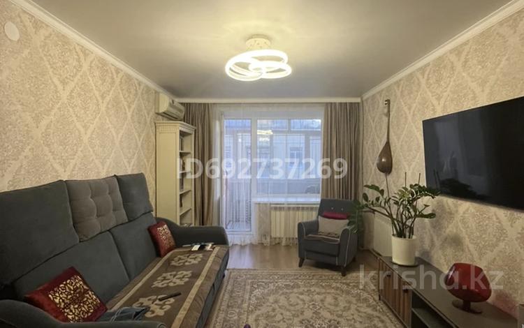 2-комнатная квартира, 65.7 м², 3/5 этаж, Чайжунусова 129 за 42 млн 〒 в Семее, мкр Красный Кордон — фото 2
