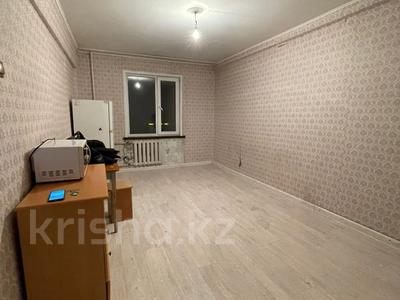 1-комнатная квартира, 18 м², 4/5 этаж, Шакарима 4 за 4.9 млн 〒 в Усть-Каменогорске