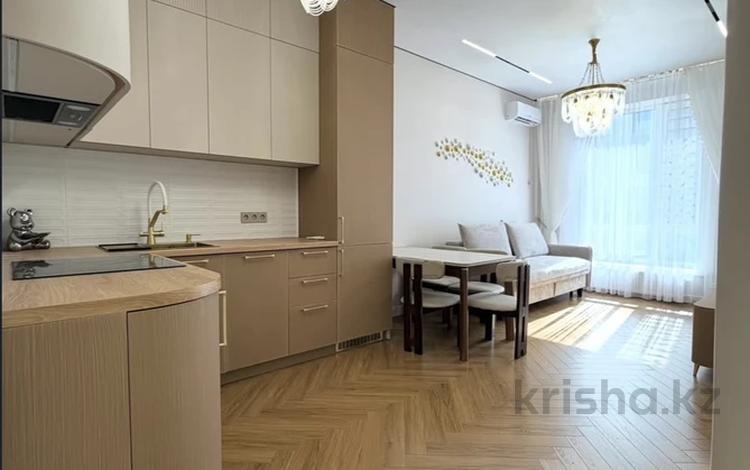 2-комнатная квартира · 60 м² · 12 этаж, Жарокова 218 за 400 000 ₸ в Алматы, Бостандыкский р-н — фото 2
