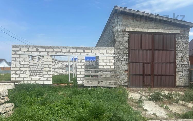 Отдельный дом · 4 комнаты · 300 м² · 6.5 сот., Центр за 16 млн ₸ в Дружбе — фото 2