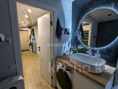 Продажа домов и дачи в Алматы: Отдельный дом · 4 комнаты · 62 м² · 7 сот., мкр Достык за 45.5 млн 〒 Отдельный дом · 4 комнаты · 62 м² · 7 сот., мкр Достык за 45.5 млн 〒 в Алматы, Ауэзовский р-н