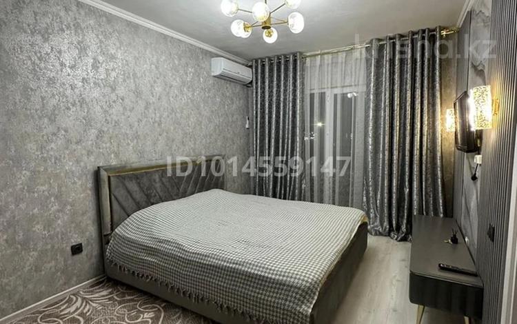 1-бөлмелі пәтер · 60 м² · 3/12 қабат, Жаңа қала — Жаңа қала, бағасы: 10 000 ₸ в Туркестане — фото 2