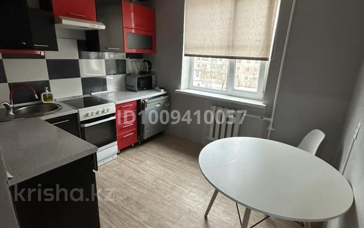2-комнатная квартира · 48 м² · 3/9 этаж, Беркембаева 86 за 15 000 ₸ в Экибастузе — фото 4