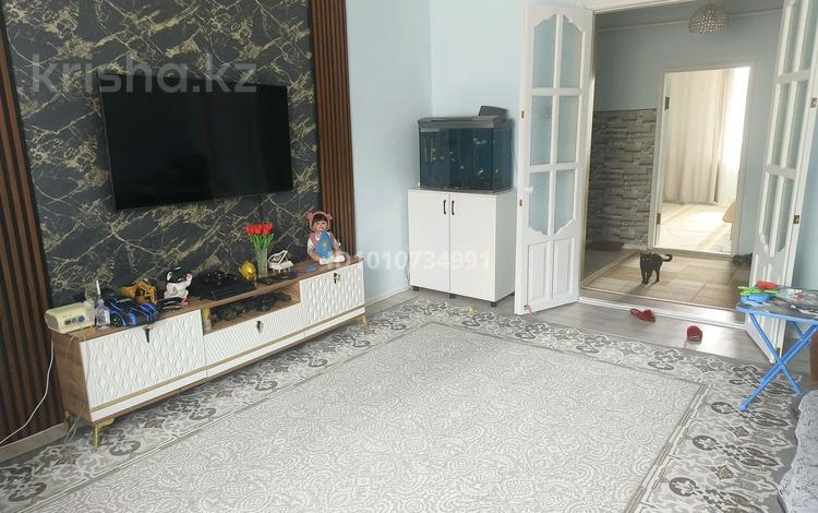 3-комнатная квартира · 81 м² · 2/3 этаж, Масина — 3я школа Парк Кирова за 22.5 млн ₸ в Уральске, мкр Школьник — фото 11