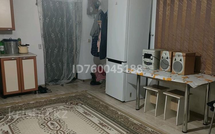 Саяжай · 1 бөлме · 24 м² · 7 жүзд., Троллейбусник, бағасы: 3.5 млн ₸ в Актобе, мкр Акжар — фото 2