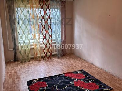 1-комнатная квартира · 18 м² · 1/5 этаж, Братьев Жубановых 257/1 — улица Братьев Жубановых за 3.5 млн 〒 в Актобе