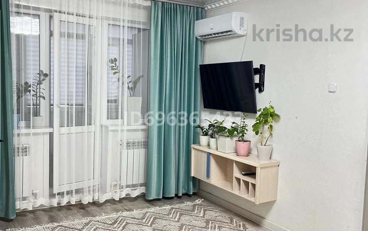 2-комнатная квартира, 43 м², 2/5 этаж, Мәңгілік ел 23