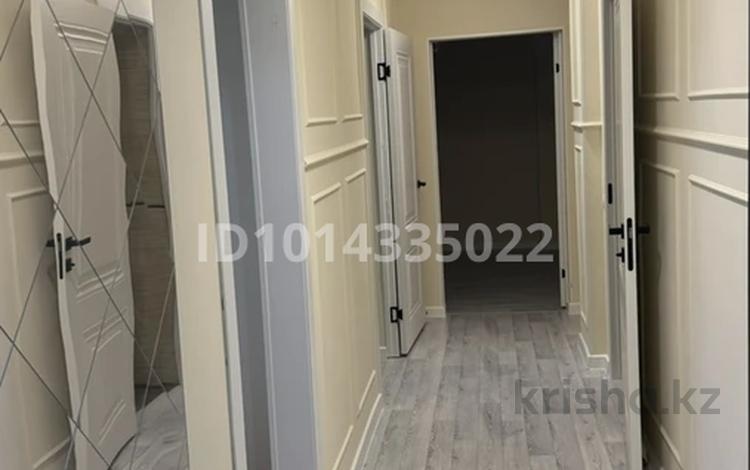 3-бөлмелі пәтер · 70 м² · 9/10 қабат, Мамыр-3 ш/а. 17/1, бағасы: 500 000 ₸ в Алматы, Ауэзовский р-н — фото 2