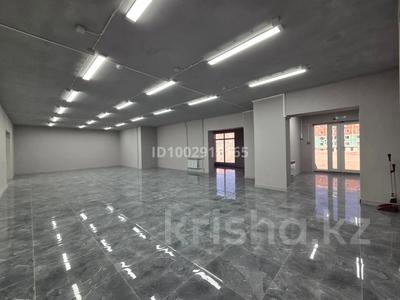 Свободное назначение, офисы, магазины и бутики, склады, общепит, салоны красоты, бани, гостиницы и зоны отдыха, медцентры и аптеки, образование, развлечения · 232.4 м² за 70 млн 〒 в Актау, 39-й мкр