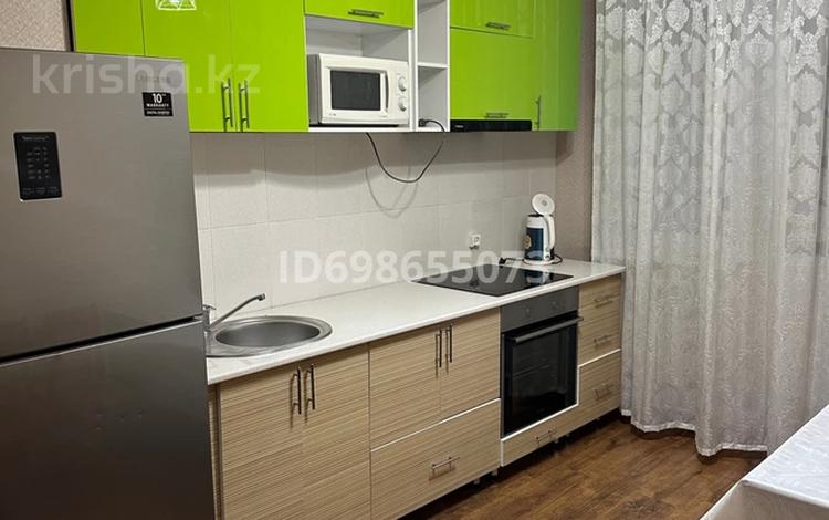 2-бөлмелі пәтер · 67 м² · 9/10 қабат, Жибек Жолы 11, бағасы: 200 000 ₸ в Усть-Каменогорске — фото 2