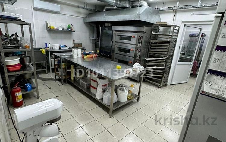 Свободное назначение, общепит · 191.4 м² за 115 млн ₸ в Алматы, Ауэзовский р-н — фото 2