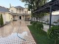 Жеке үй · 7 бөлме · 380 м² · 7 жүзд., Желтоксан 16, бағасы: 205 млн ₸ в Таразе