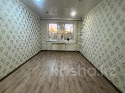 3-комнатная квартира · 61 м² · 1/5 этаж, Алиынсарина за 14.5 млн 〒 в Уральске