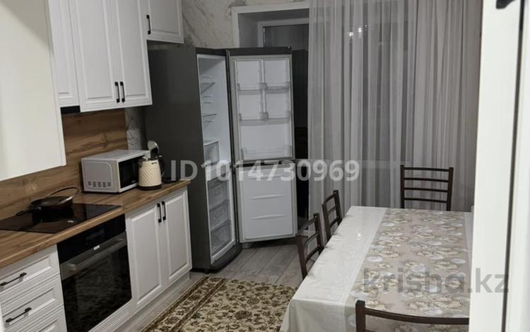 2-комнатная квартира · 68 м² · 5/5 этаж, Гагарина 325/3 за 250 000 ₸ в Семее — фото 2