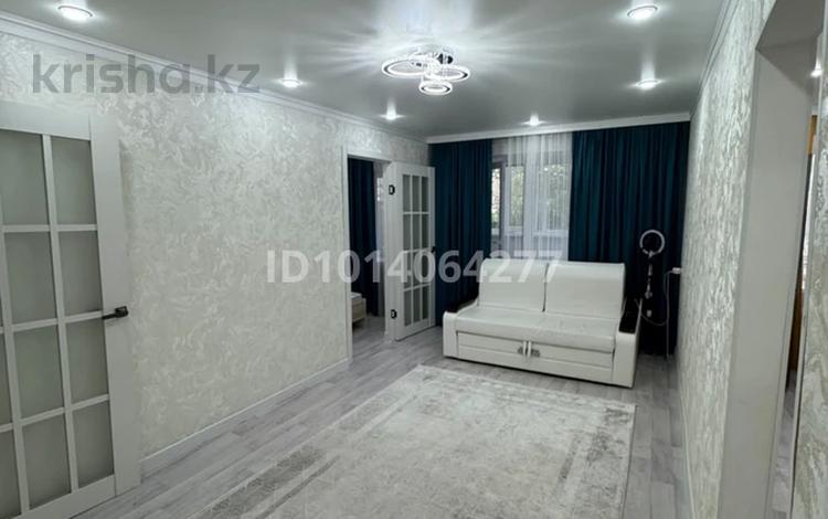 3-комнатная квартира · 43.7 м² · 2/5 этаж, Старый город, уалиханова 31 за 14 млн ₸ в Актобе — фото 2