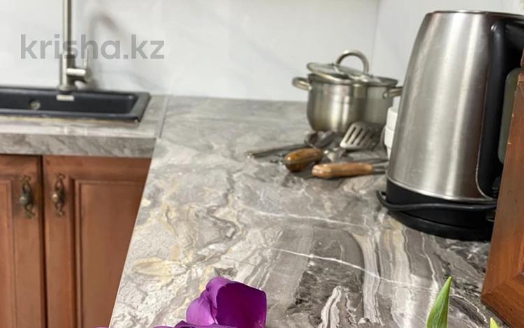 1-бөлмелі пәтер · 28 м² · 1/9 қабат, мкр Шугыла, Шұғыла ш/а. — Наурызбайский ЦОН, бағасы: 14 000 ₸ в Алматы, Наурызбайский р-н — фото 2