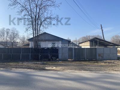Отдельный дом · 3 комнаты · 60 м² · 6 сот., Отеген батыра 102 — Напротив магазина Керемет за 30 млн ₸ в Жамбыл (Жамбылский район)