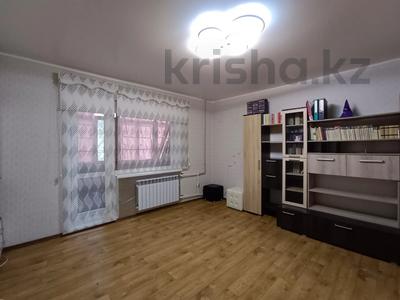 2-комнатная квартира · 53.4 м² · 4/5 этаж, мкр Юго-Восток, Рыскулова за 24 млн ₸ в Караганде, Казыбек би р-н