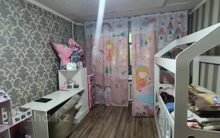 3-комнатная квартира, 72 м², 1/12 этаж, Естая за 17.5 млн 〒 в Павлодаре — фото 13