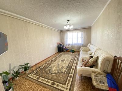 Часть дома • 4 комнаты • 90 м² • 5.9 сот., Терибаева 20 1 за 15 млн 〒 в Талдыкоргане, мкр военный городок Жулдыз