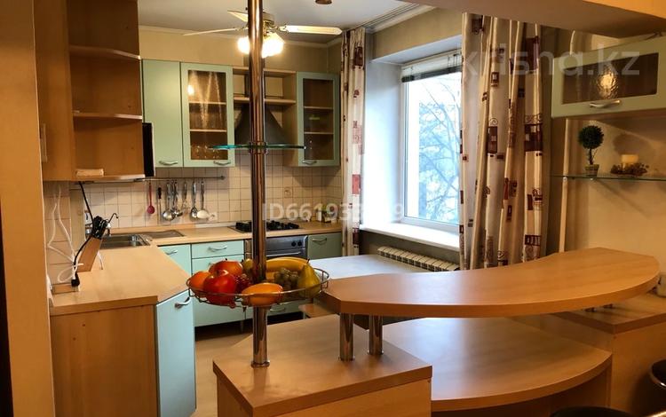 5-комнатная квартира, 116 м², 4/5 этаж помесячно, Гоголя 42 — Кунаева за 450 000 〒 в Алматы, Медеуский р-н — фото 2